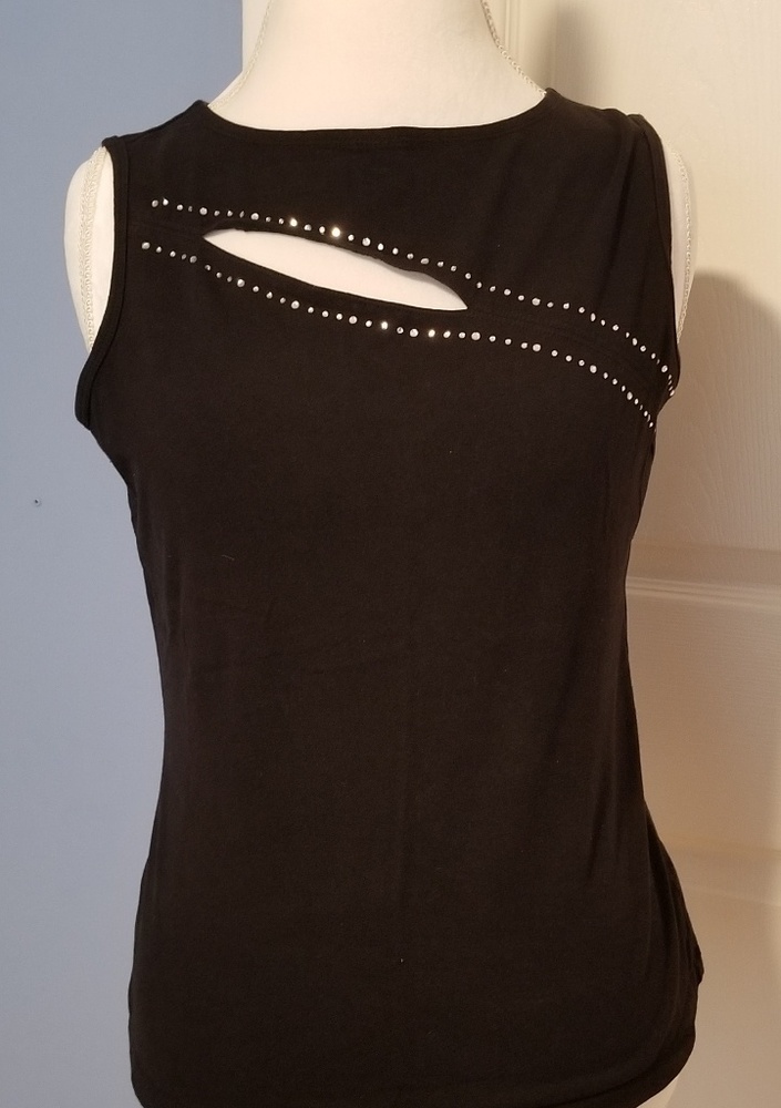 Ladies sleeveless glam tee